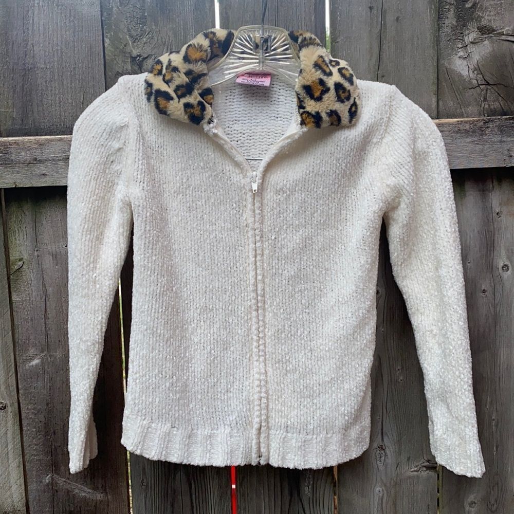 Zip up sweater sz. 5-6